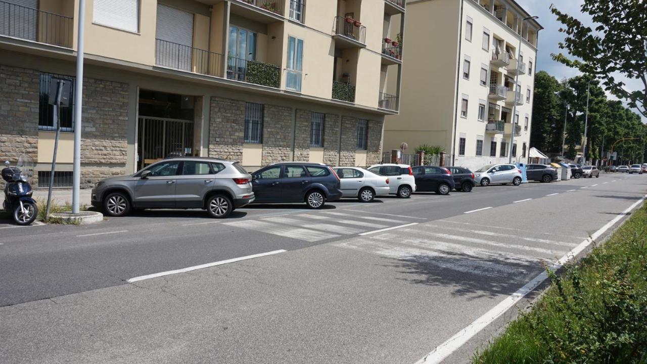 Arno River View Apartment Terraces, Free Parking Florence Buitenkant foto