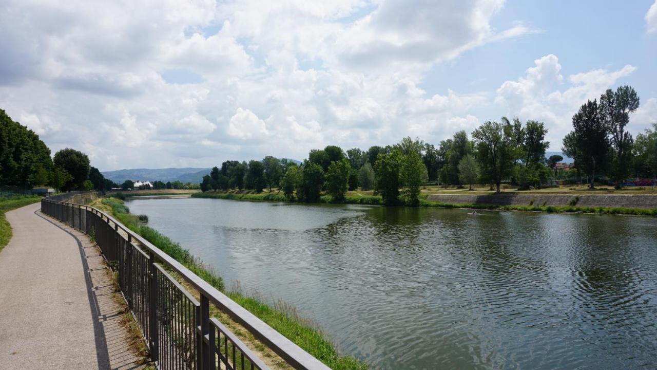 Arno River View Apartment Terraces, Free Parking Florence Buitenkant foto