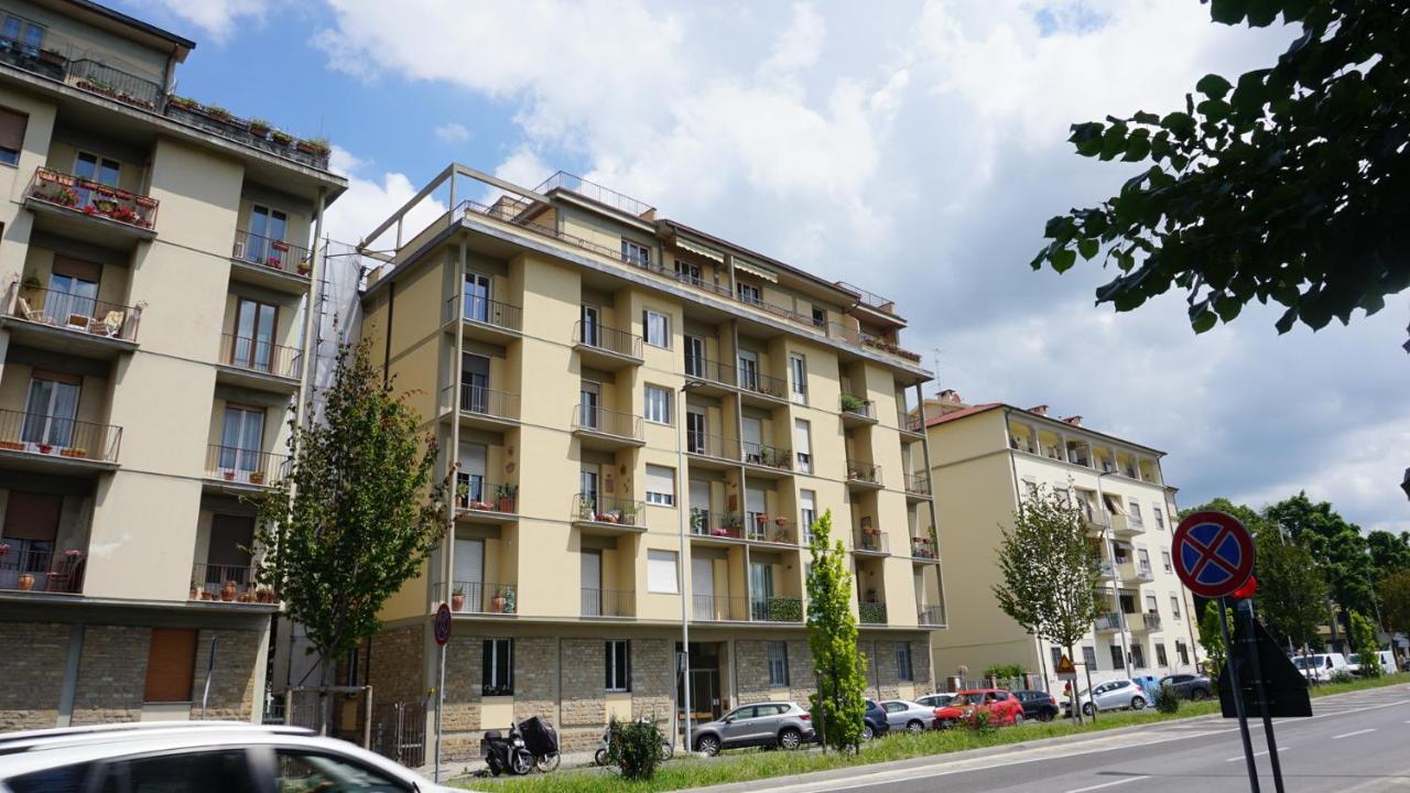 Arno River View Apartment Terraces, Free Parking Florence Buitenkant foto