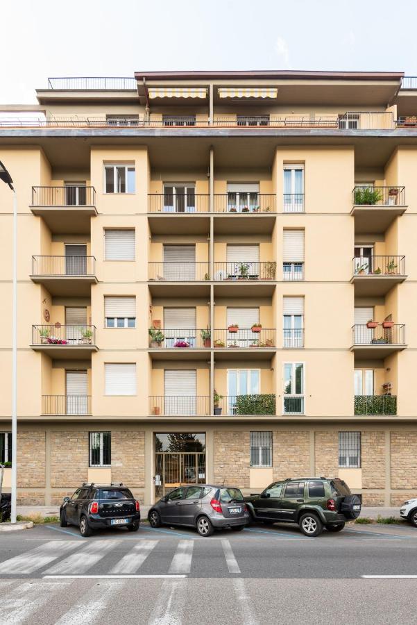 Arno River View Apartment Terraces, Free Parking Florence Buitenkant foto